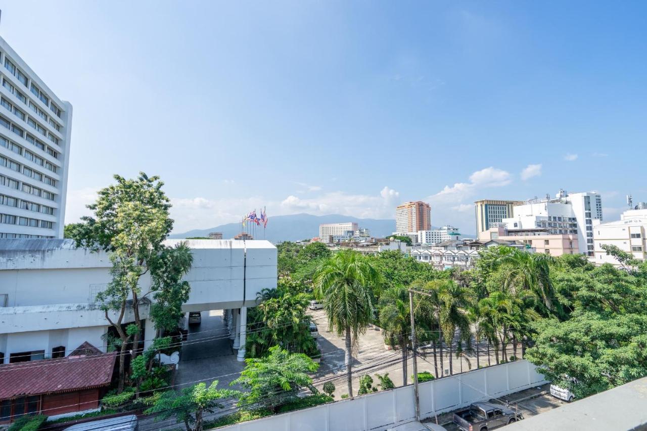 Warm Casa Chiangmai Vandrerhjem Chiang Mai Eksteriør bilde