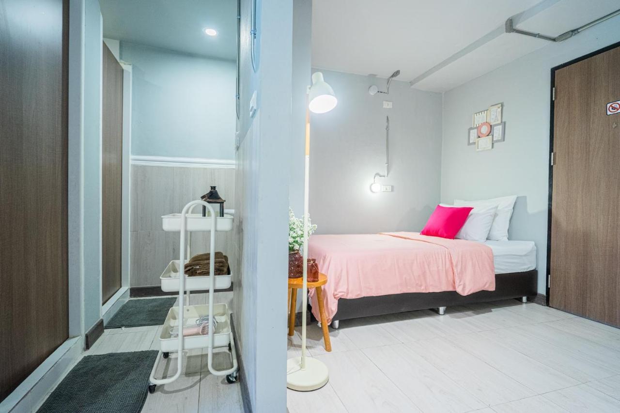Warm Casa Chiangmai Vandrerhjem Chiang Mai Eksteriør bilde